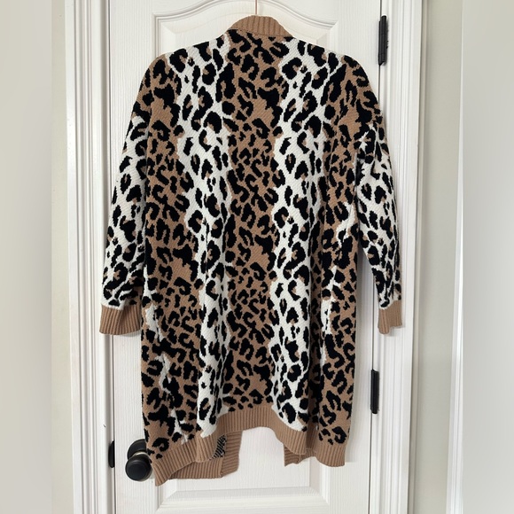 Long Leopard Print Open Front Cardigan - Janice - One Size - Picture 2 of 3